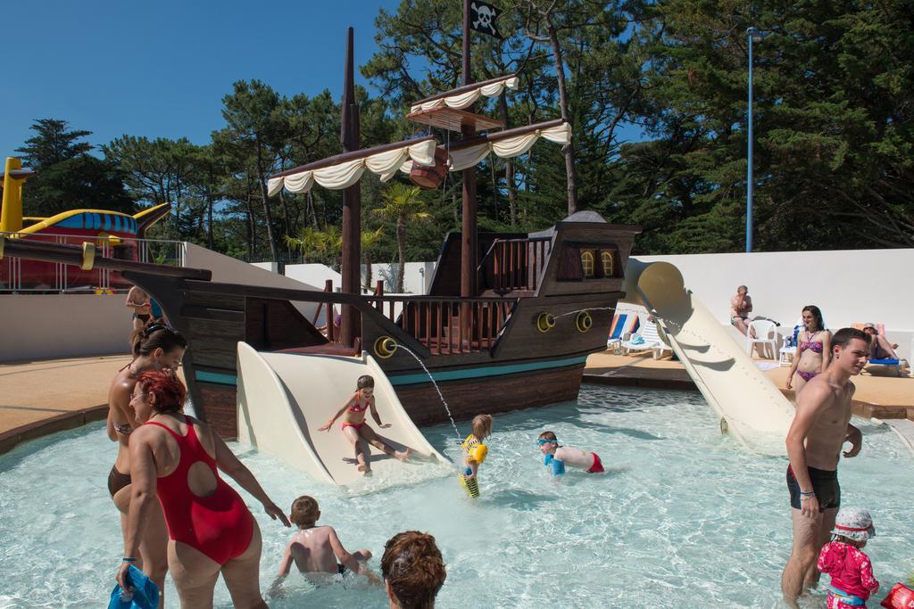 Camping L'Ocean Brem-Sur-Mer Exterior foto